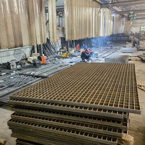 英國(guó)BS4592-1995鋼格板鋼格柵板尺寸如何定義的看完就懂了