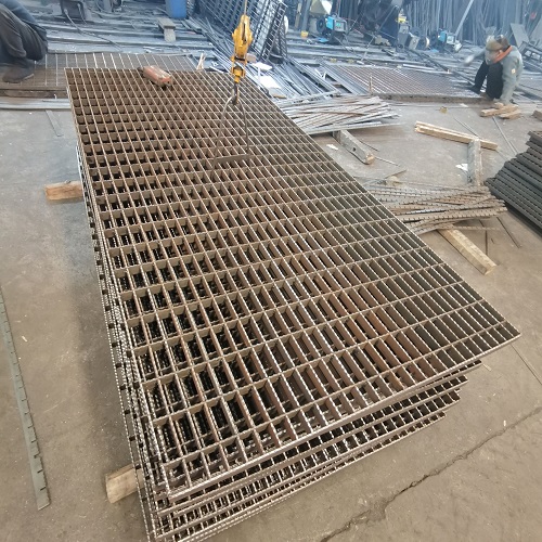 G323/40/100W鋼格柵板用于建筑走道其獨特優(yōu)勢