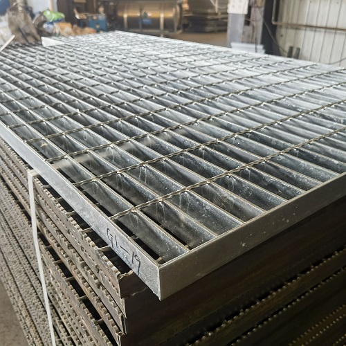 污水處理廠平臺(tái)鋼格柵鋼格板詳解