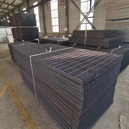 水廠平臺鋼格柵的獨特魅力與應(yīng)用