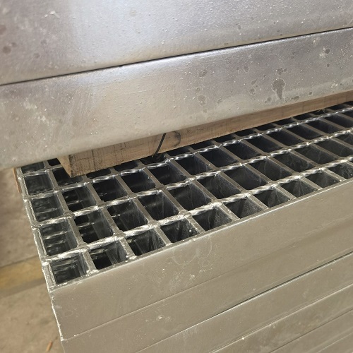 鋼格柵樣品檢測(cè)門道多，這些檢驗(yàn)項(xiàng)目別忽略