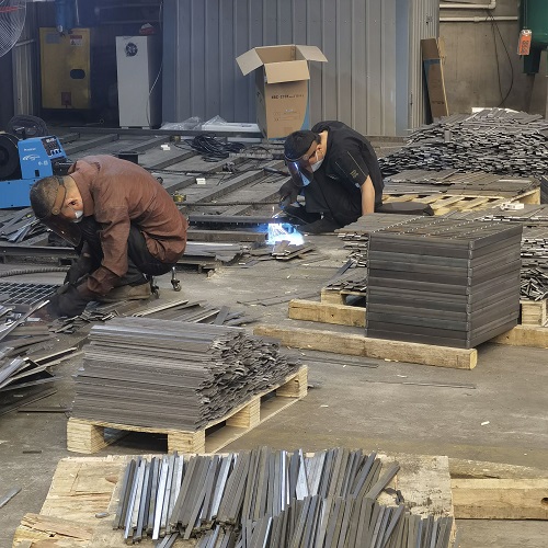 工業(yè)平臺鋼格柵解決方案：高承重與穩(wěn)定性的完美結合