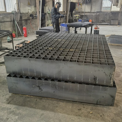 鋼格柵板型號(hào)怎么選？一篇講透