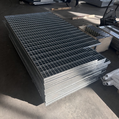 鋼格柵板使用中容易忽視的維護細節(jié)