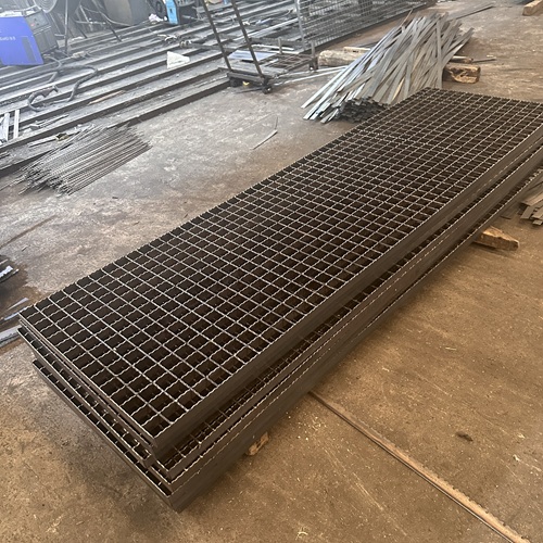 鋼格柵板規(guī)格參數詳解，選型不再難