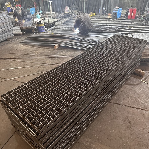 鋼格板拼接安裝技巧無縫銜接更穩(wěn)固