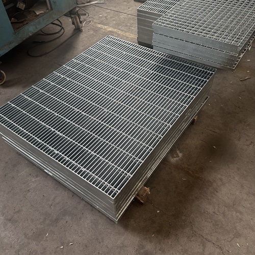 鋼格板長期使用變形修復(fù)方案看這里